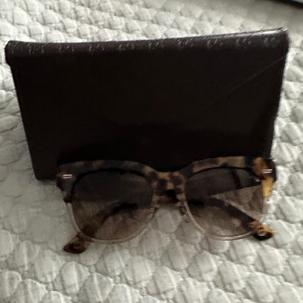 Gucci sunnies